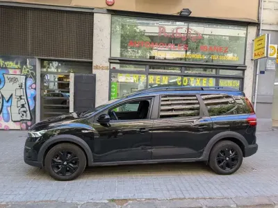 Usado Dacia Jogger Extreme 110 CV (80 kW) 2022 Negro Monovolumen