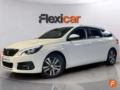 Używany Peugeot 308 SW Style 130 KM (95 kW) 2021 Biały Kombi