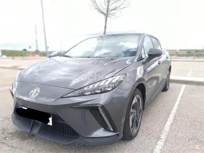 Occasion MG MG4 EV Luxury 2023 Eléctrico Hatchback