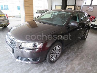 Gris / plata Usado 2010 Audi A3 Ambition Berlina | 11.500 € (Un poco caro)