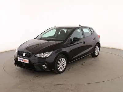 Usado Seat Ibiza Style Plus 80 CV (58 kW) 2019 Negro Utilitario