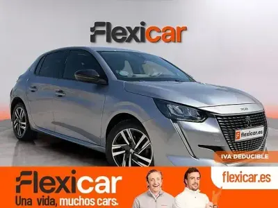 Usado Peugeot 208 Allure 100 CV (73 kW) 2023 Gris Utilitario