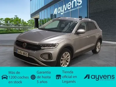 Usado VW T-Roc Life 116 CV (85 kW) 2023 Gris SUV