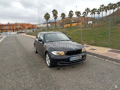 Usado BMW 118 143 CV (105 kW) 2010 Negro Utilitario