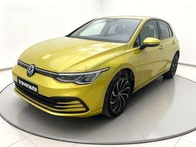 Usado VW Golf VIII Life 110 CV (80 kW) 2022 Verde Berlina