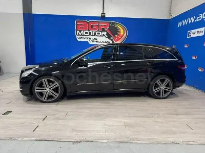 Usado Mercedes R350 265 CV (194 kW) 2012 Negro Monovolumen