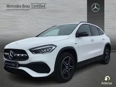 Usado Mercedes GLA250 218 CV (160 kW) 2021 Blanco polar SUV