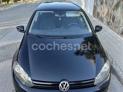 Käytetty VW Golf VII Sport 105 HP (77 kW) 2012 Musta Sedan