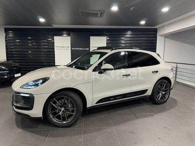 Gris / plata Usado 2023 Porsche Macan SUV | 76.900 € (Caro)