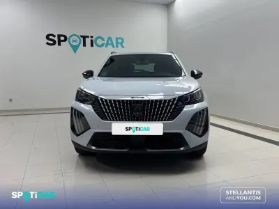Käytetty Peugeot 2008 Allure 145 HP (106 kW) 2025 Valkoinen Katumaasturi