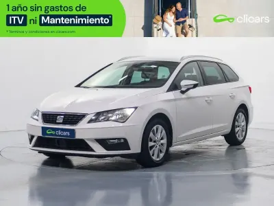 Usado Seat Leon Style 115 CV (84 kW) 2019 Blanco Familiar