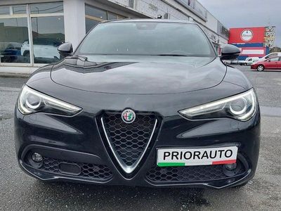 Usado Alfa Romeo Stelvio Super 160 CV (117 kW) 2022 Negro SUV