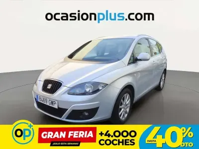 Usado Seat Altea XL Style 105 CV (77 kW) 2010 Gris Monovolumen