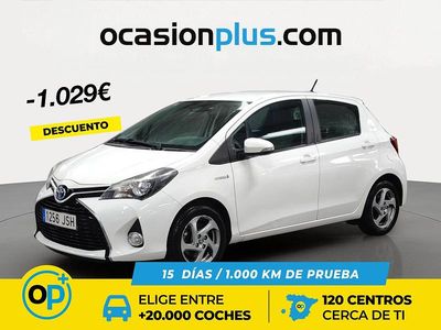 Usado Toyota Yaris Hybrid Active 100 CV (73 kW) 2016 Blanco