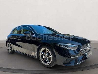 Negro Usado 2024 Mercedes A250 Berlina | 33.990 € (Precio justo)