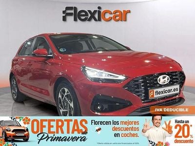 Usado Hyundai i30 120 CV (88 kW) 2024 Rojo Berlina