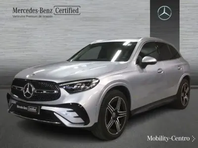 Usado Mercedes GLC220 AMG line 197 CV (144 kW) 2024 Hightechsilber metallic