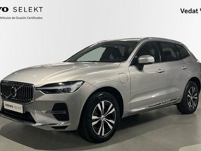 Usado Volvo XC60 Core 350 CV (257 kW) 2024 Gris / plata SUV