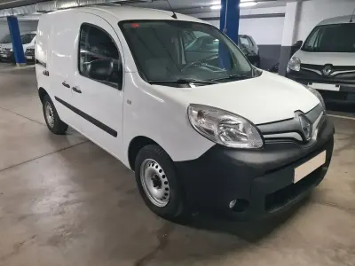 Usado Renault Kangoo 80 CV (58 kW) 2021 Blanco Utilitario
