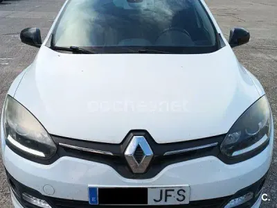 Usado Renault Mégane LIMITED 115 CV (84 kW) 2015 Blanco Berlina