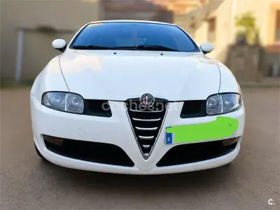 Usado Alfa Romeo GT Distinctive 150 CV (110 kW) 2004 Blanco Coupe
