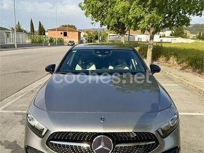 Usado Mercedes A200 156 CV (114 kW) 2019 Beige Berlina