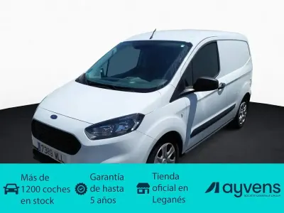 Usado Ford Transit Courier Trend 102 CV (75 kW) 2023 Blanco Van