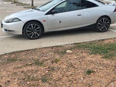 Usado Ford Cougar 170 CV (125 kW) 2001 Gris / plata Coupe
