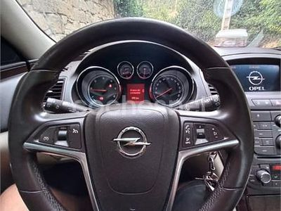 Gris / plata Usado 2010 Opel Insignia Edition Berlina | 5100 € (Precio justo)