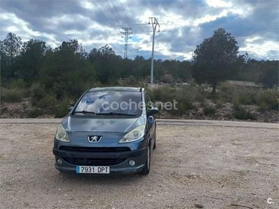 Peugeot 1007
