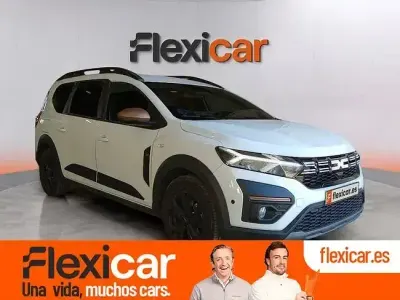 Usado Dacia Jogger Expression 110 CV (80 kW) 2025 Blanco Monovolumen