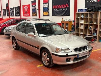 Usado Honda Civic 170 CV (125 kW) 2000 Gris / plata Berlina