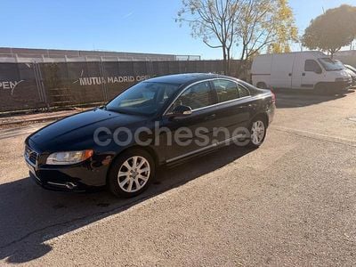 Usado Volvo S80 Summum 136 CV (100 kW) 2010 Negro Berlina