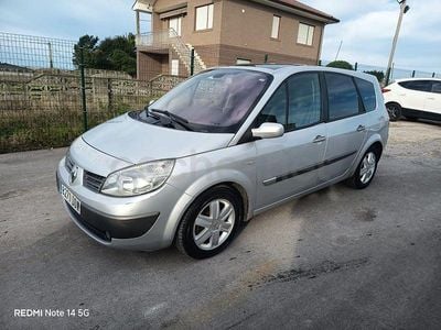 Usado Renault Grand Scénic II Authentique 120 CV (88 kW) 2004 Gris / plata Monovolumen