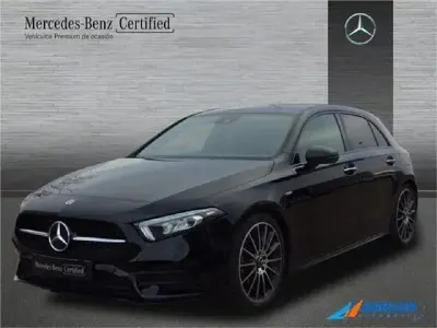 Usado Mercedes A180 116 CV (85 kW) 2021 Negro Berlina