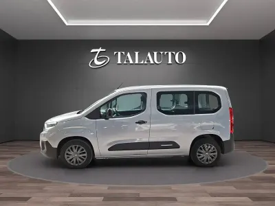 Usado Citroën Berlingo 102 CV (75 kW) 2025 Gris Monovolumen