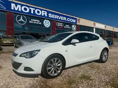 Usado Opel Astra GTC
