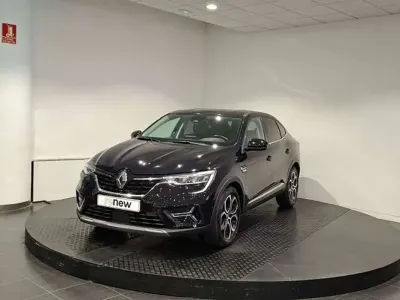 Usado Renault Arkana Zen 143 CV (105 kW) 2022 Negro SUV