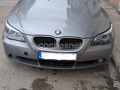 Gris / plata Usado 2005 BMW 525 Familiar | 2800 € (Caro)