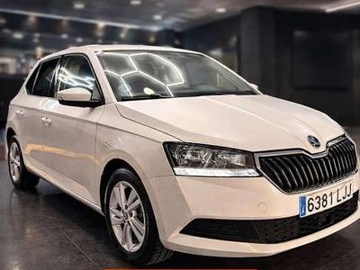 Usado Skoda Fabia Ambition 110 CV (80 kW) 2020 Blanco Familiar