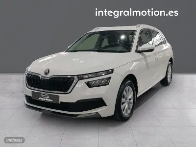 Usado Skoda Kamiq Ambition 110 CV (80 kW) 2021 Blanco SUV