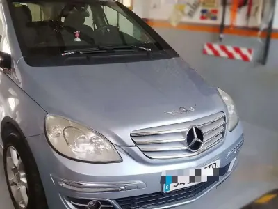 Usado Mercedes B180