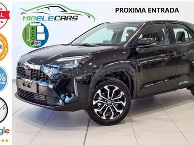 Usado Toyota Yaris Cross Active 116 CV (85 kW) 2022 Negro SUV