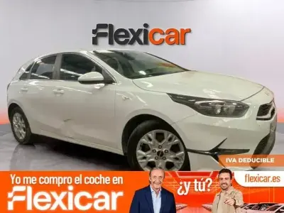 Usado Kia Ceed 136 CV (100 kW) 2023 Blanco Utilitario