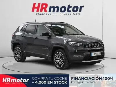 Usado Jeep Compass Limited 130 CV (95 kW) 2022 Gris SUV