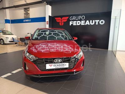 Usado Hyundai i20 84 CV (61 kW) 2021 Granate Berlina