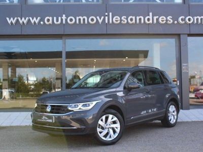 Usado VW Tiguan Life 150 CV (110 kW) 2022 Gris / plata SUV