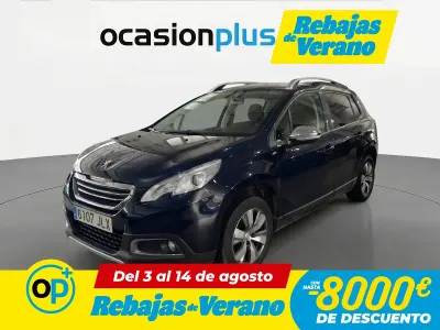 Usado Peugeot 2008 Style 100 CV (73 kW) 2016 Negro SUV