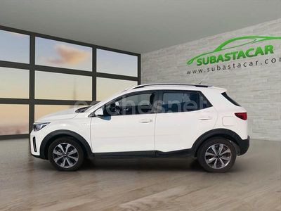Blanco Usado 2023 Kia Stonic SUV | 14.400 € (Buen precio)