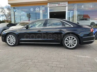 Usado Audi A8 262 CV (192 kW) 2015 Negro Berlina